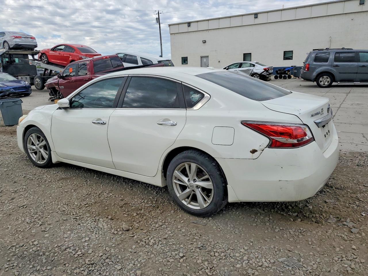 2015 Nissan Altima 2.5 Sl - Image 2