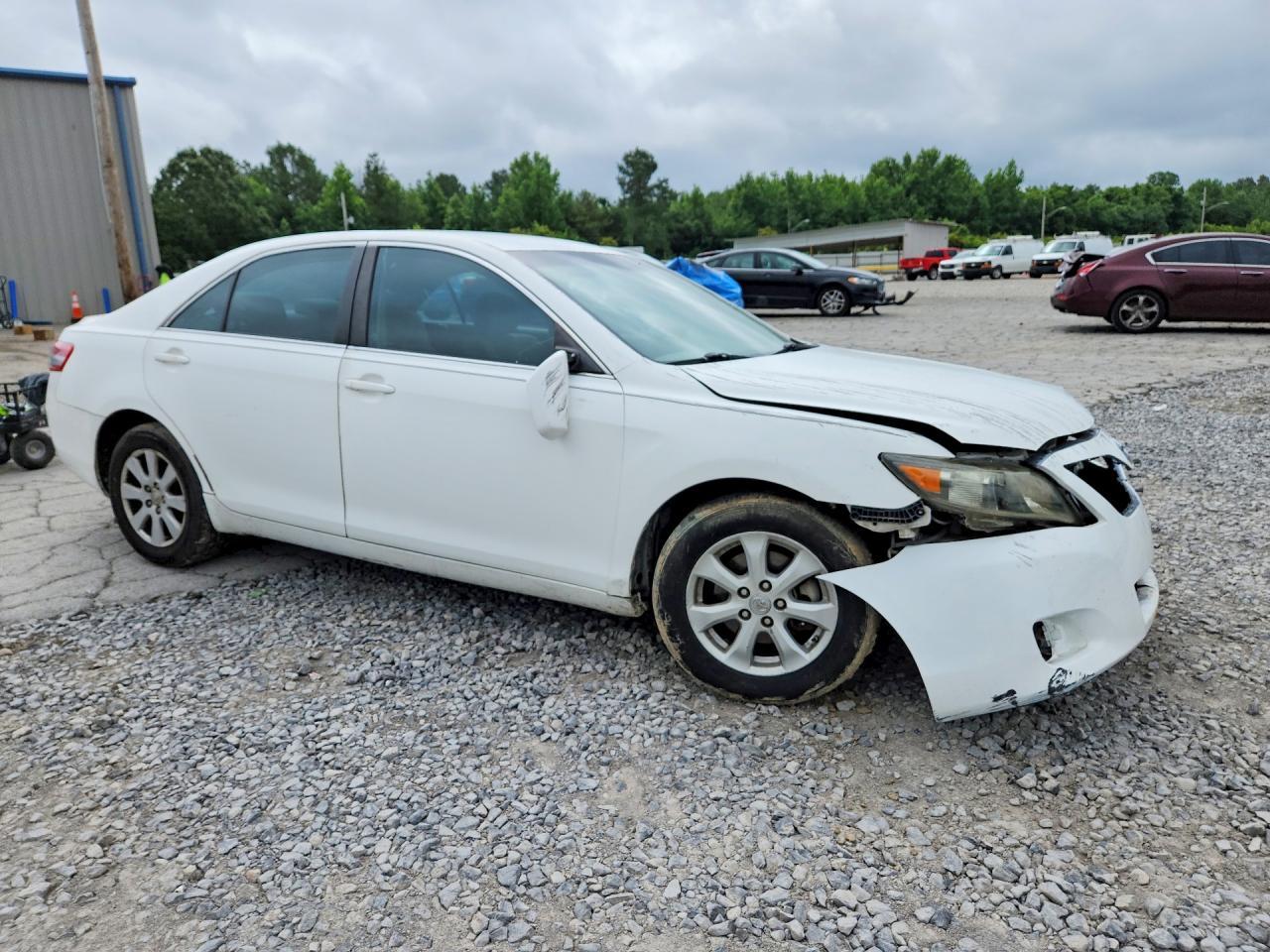 2011 Toyota Camry Le - Фото 4