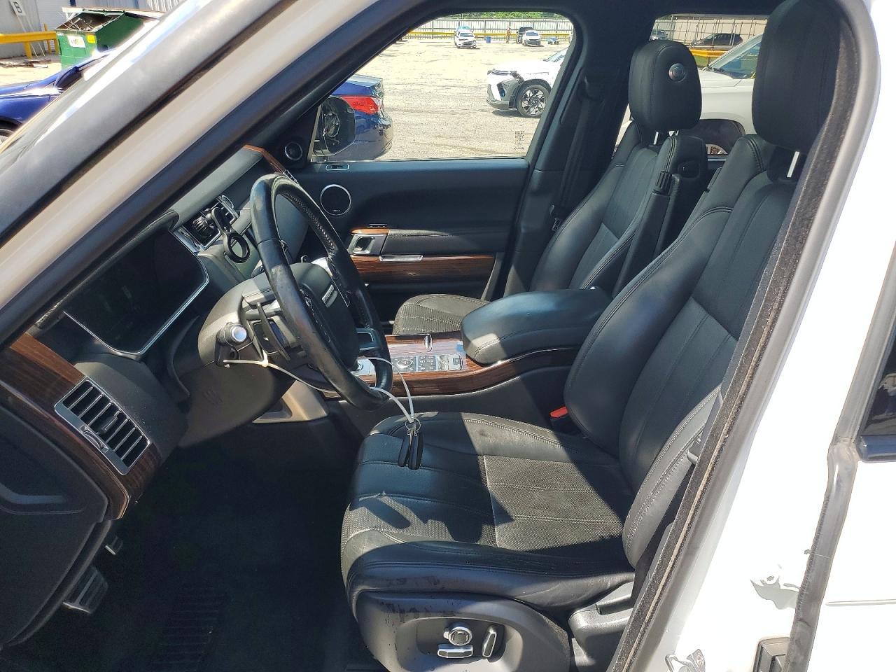 2016 Land Rover Range Rover Supercharged - Image 7
