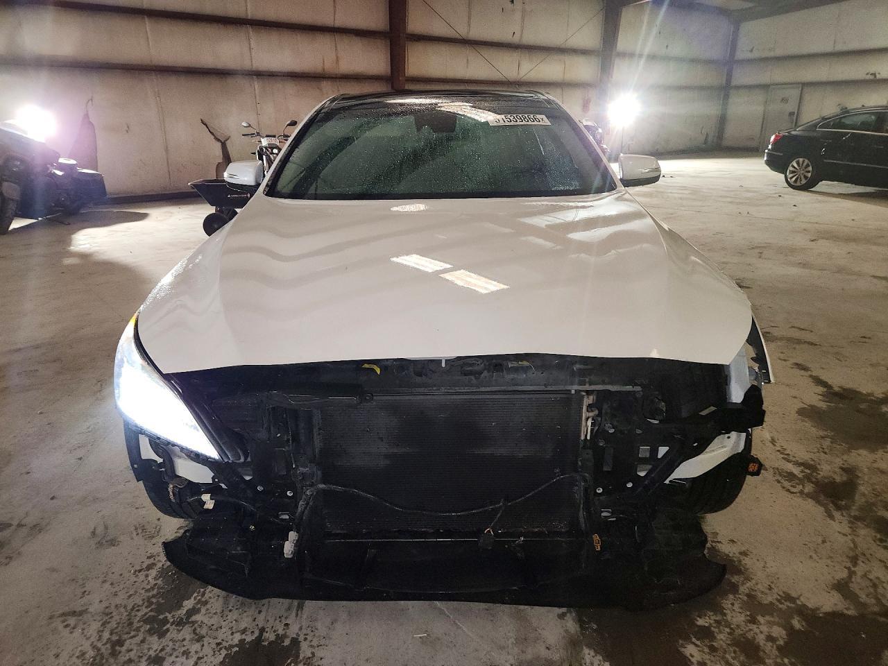 2015 Hyundai Genesis 5.0L - Image 5