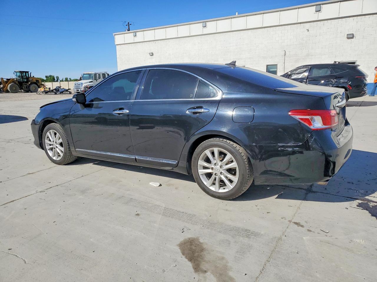 2010 Lexus Es 350 - Image 2