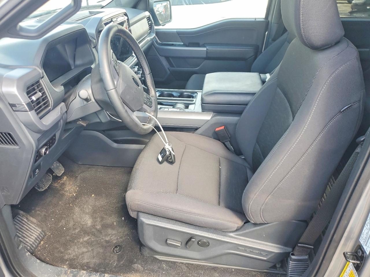 2025 Ford F150 Xlt - Image 7