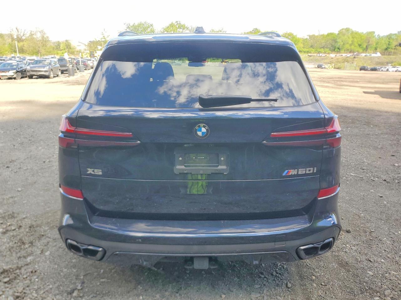 2025 BMW X5 M60I - Фото 6