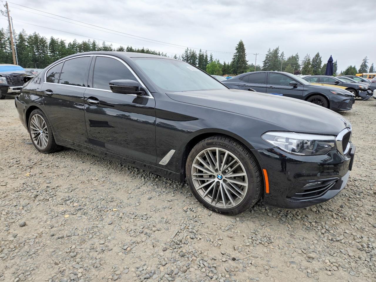 2017 BMW 530 Xi - Фото 4