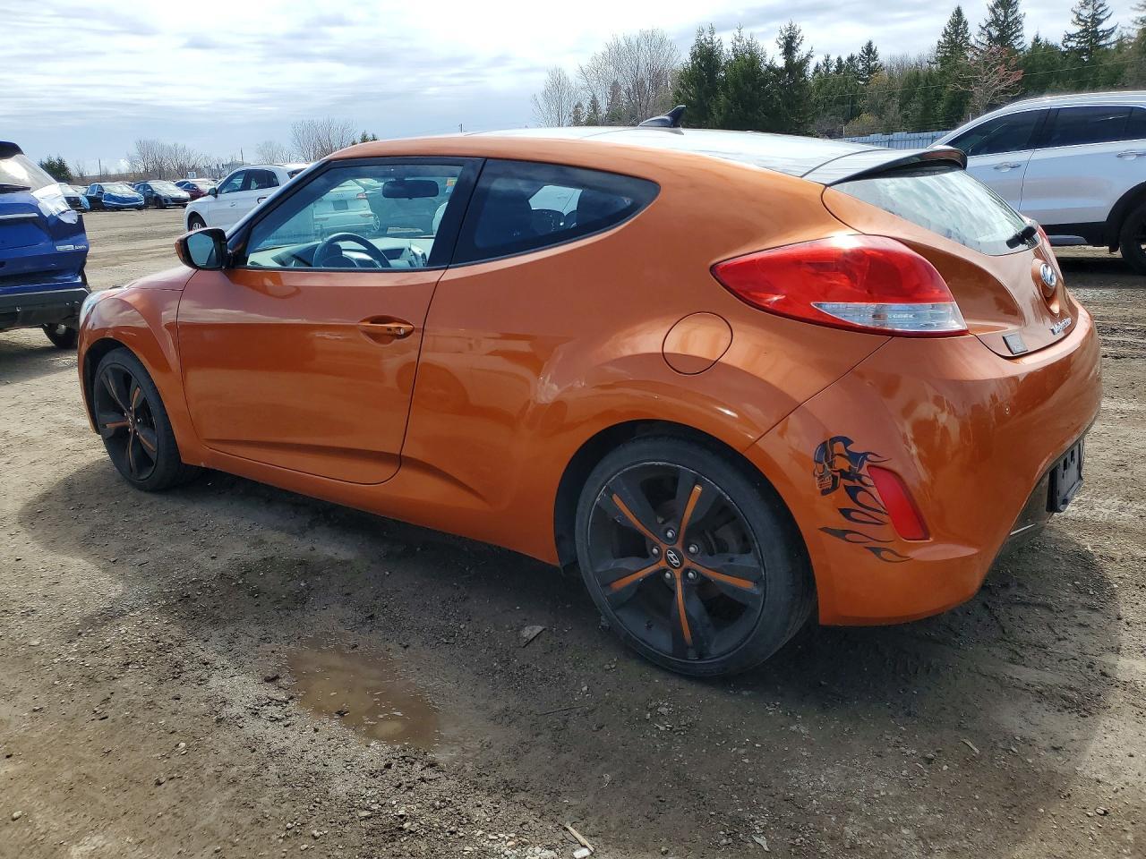 2012 Hyundai Veloster Base - Фото 2