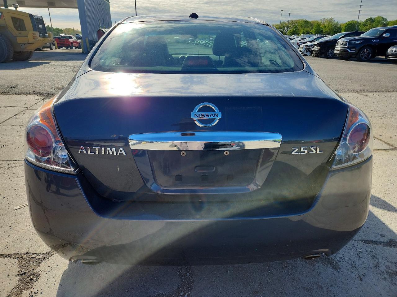 2012 Nissan Altima 2.5 - Фото 6