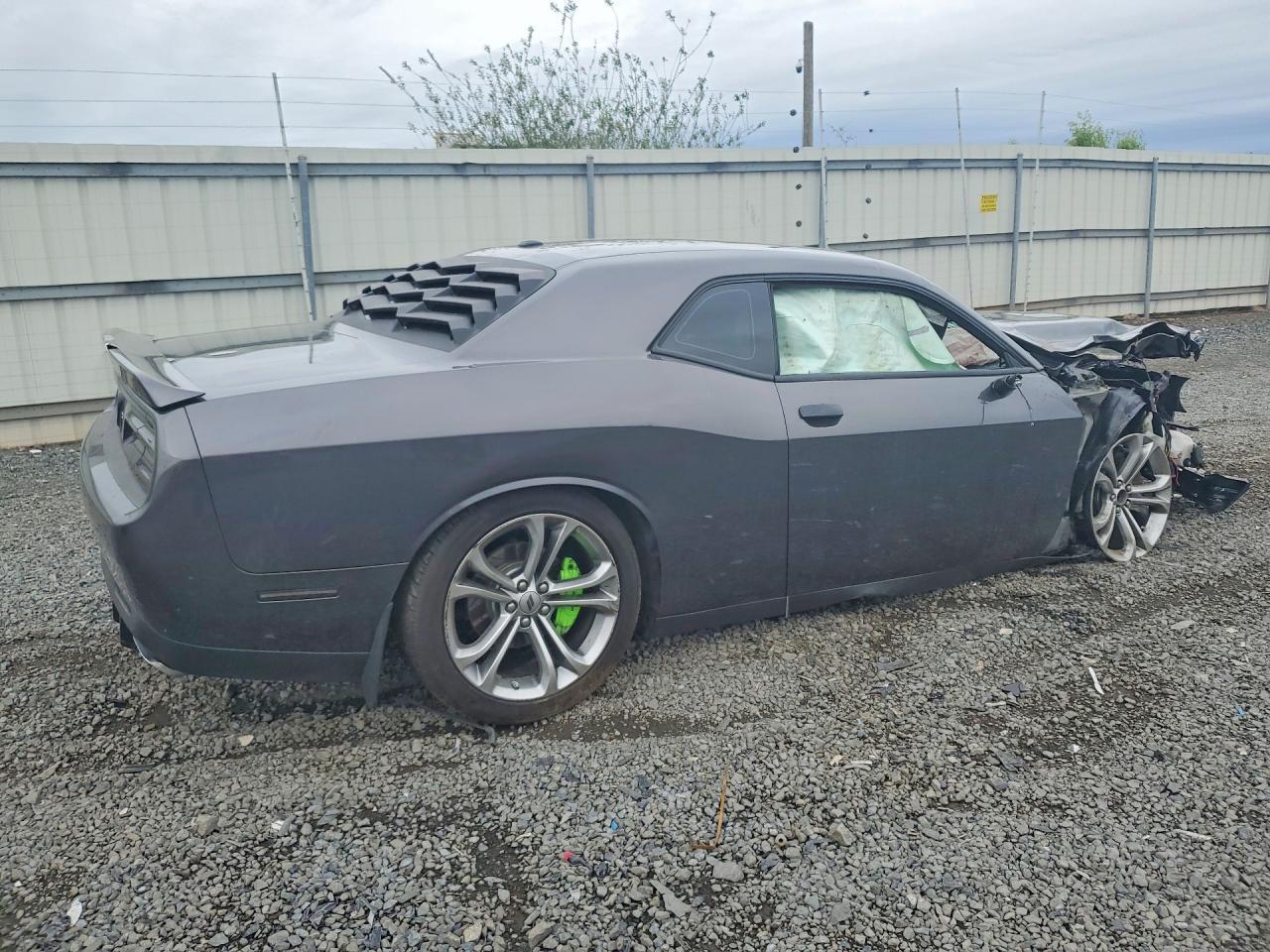 2022 Dodge Challenger R - Image 3