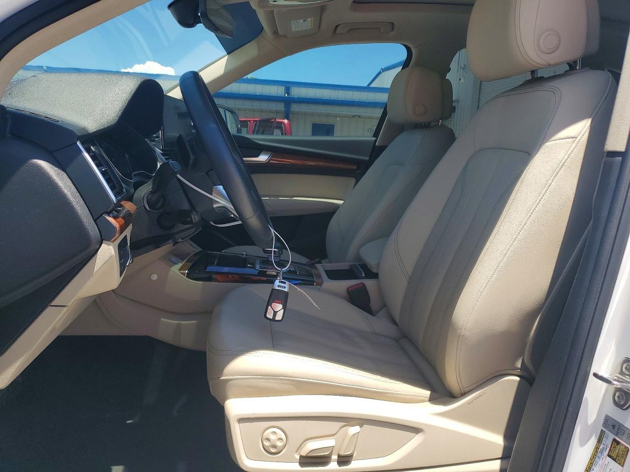 2021 Audi Q5 Premium - Фото 7