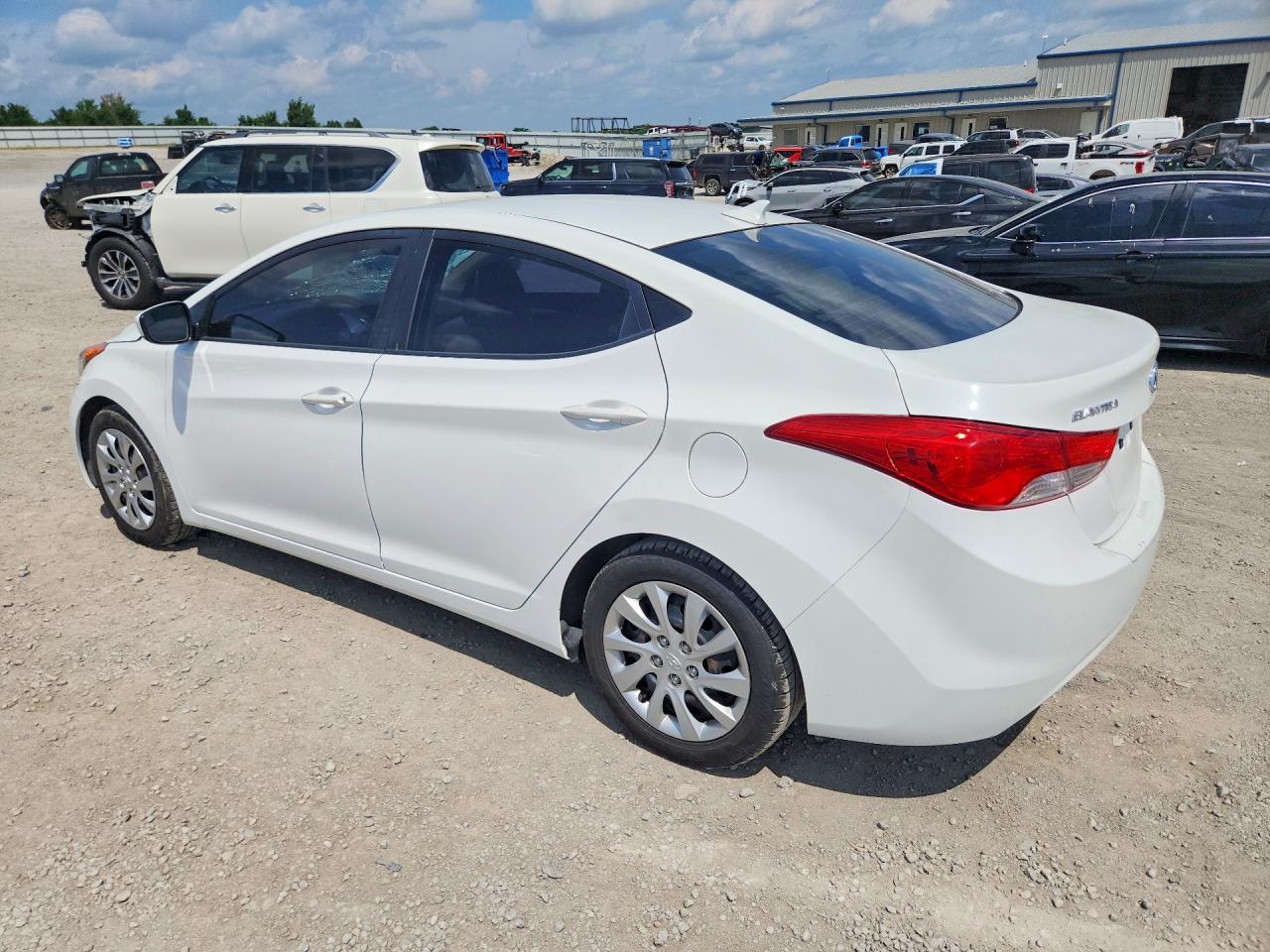 2013 Hyundai Elantra Gls - Фото 2
