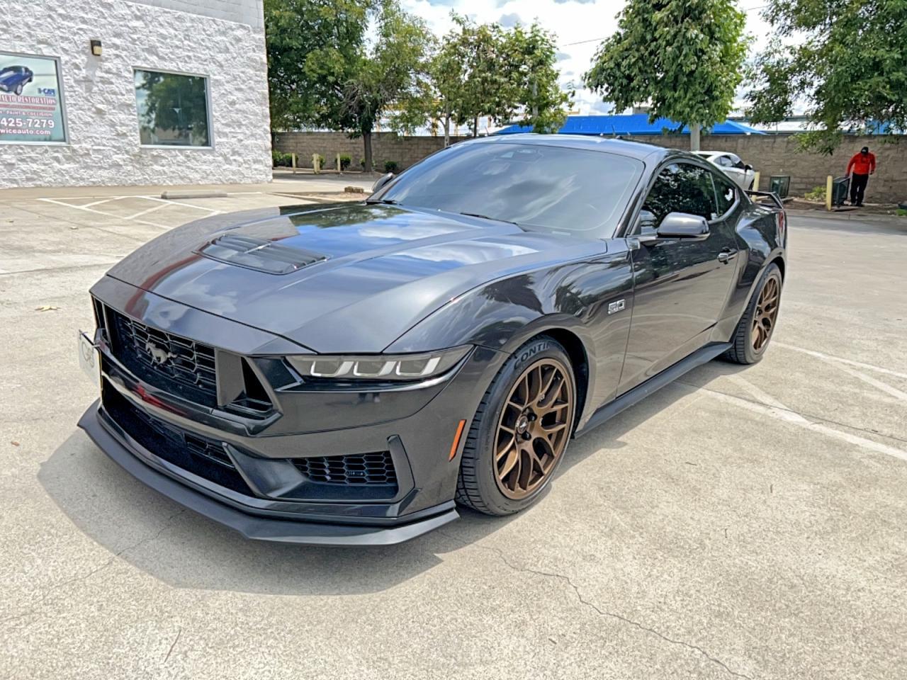 2024 Ford Mustang Gt - Image 2