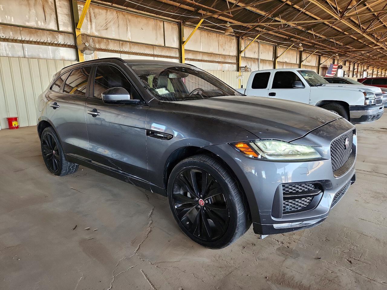 2018 Jaguar F-Pace R - Sport - Фото 4