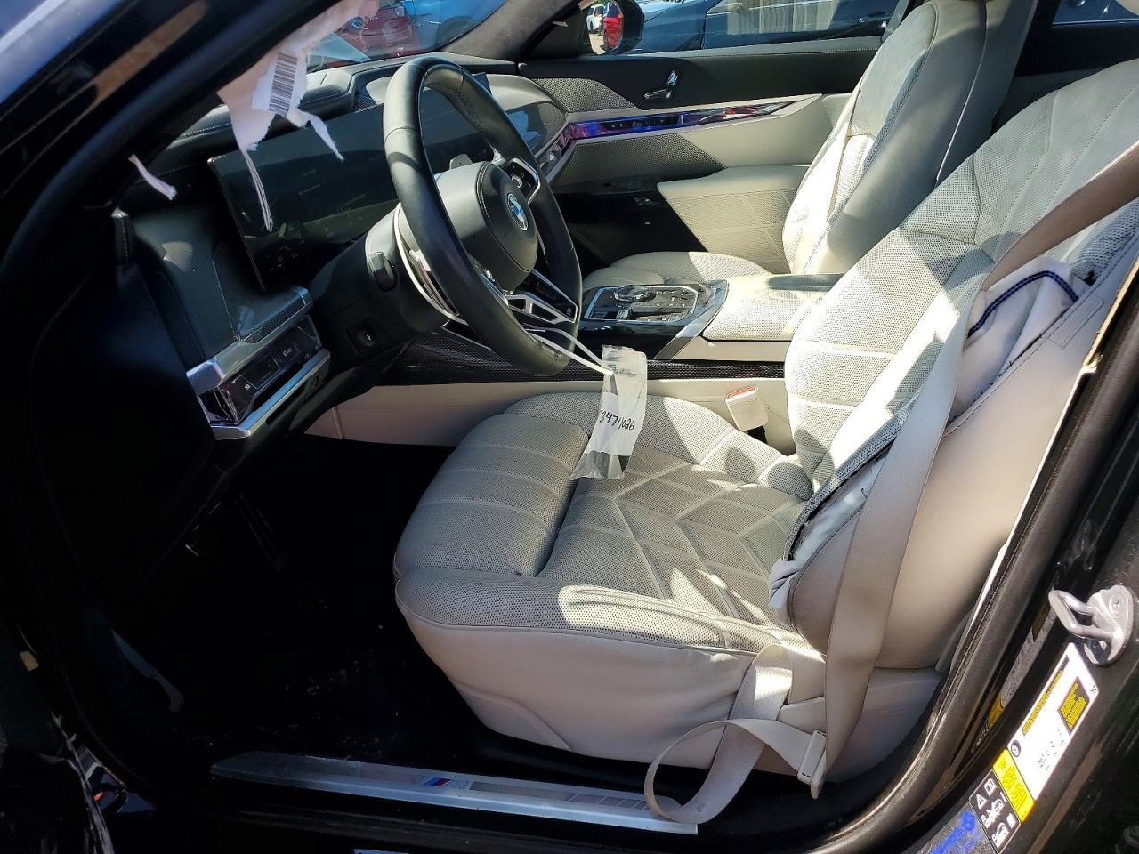 2023 BMW 760 Xi - Фото 7