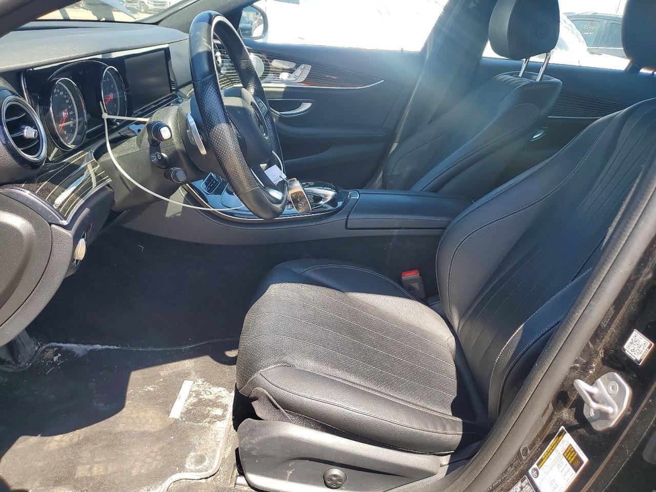 2018 Mercedes-Benz E 300 4Matic - Фото 7