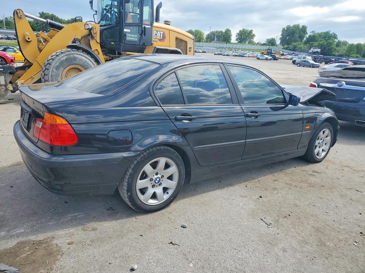 2001 BMW 325 I - Фото 3