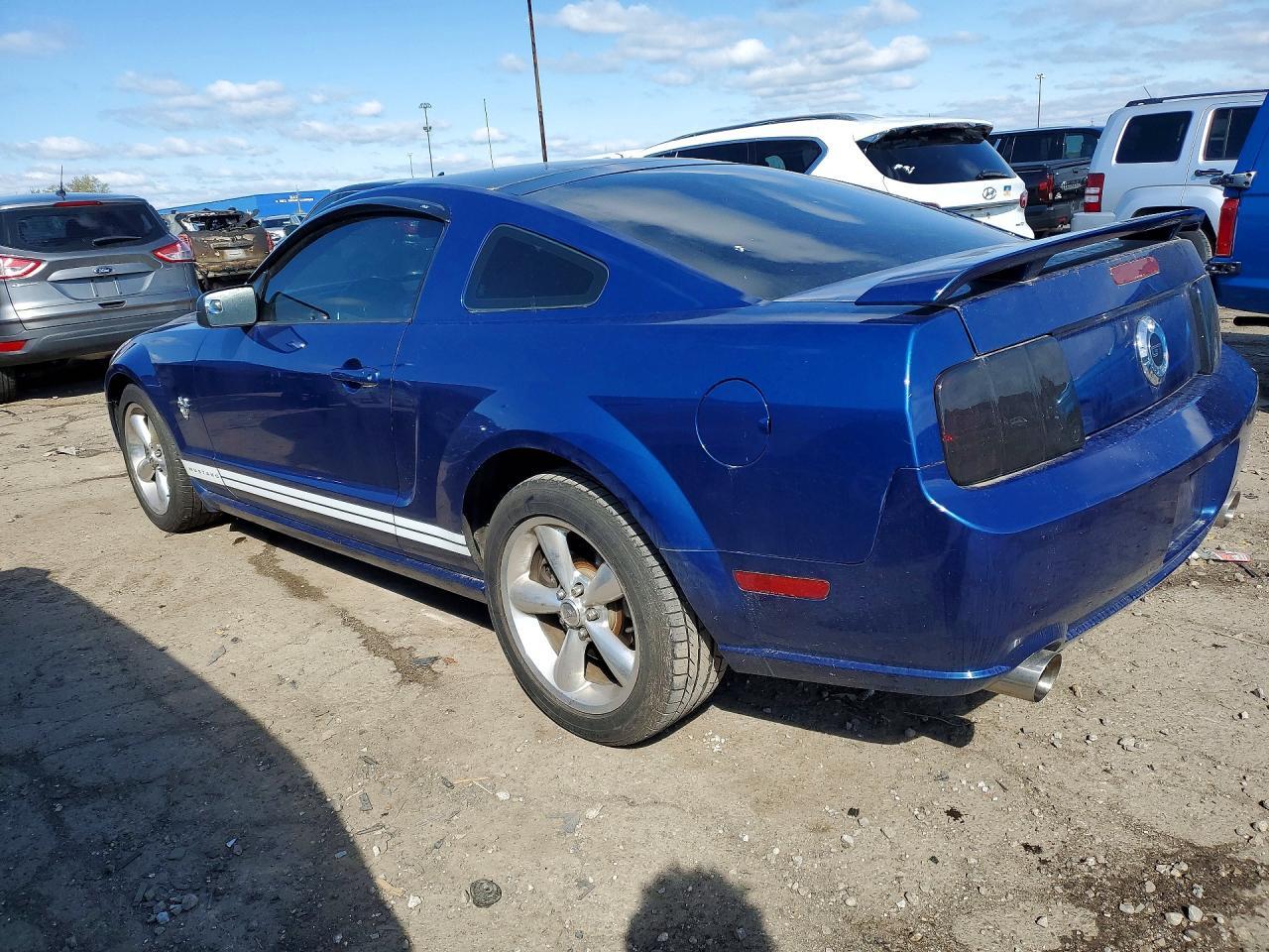 2009 Ford Mustang Gt - Фото 2
