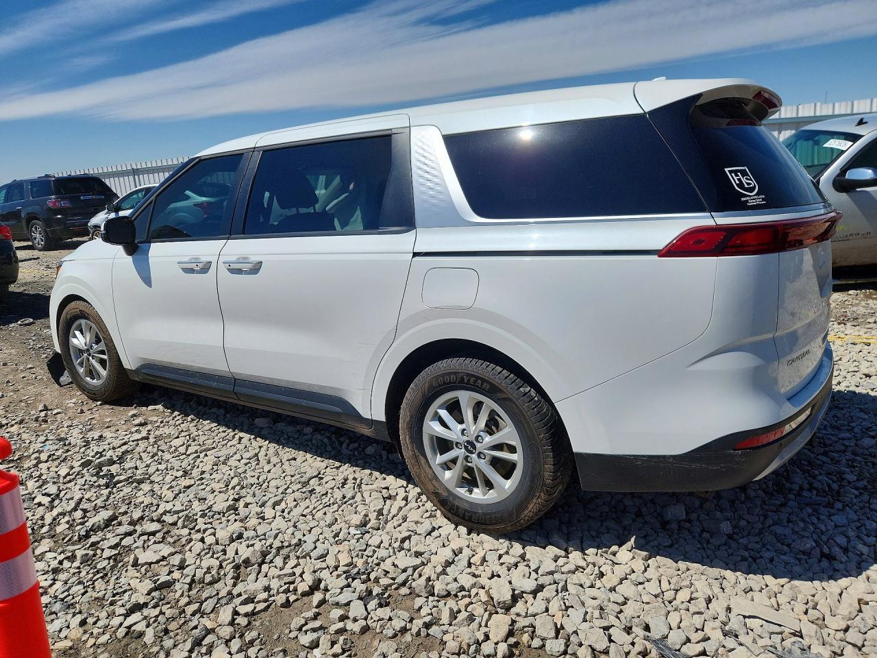 2024 Kia Carnival Lx - Фото 2