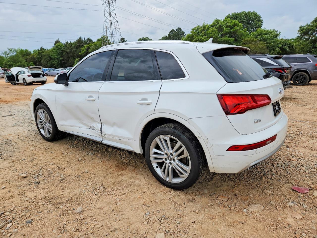 2018 Audi Q5 Premium Plus - Фото 2