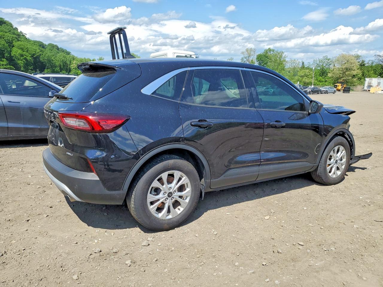2023 Ford Escape Active - Фото 3