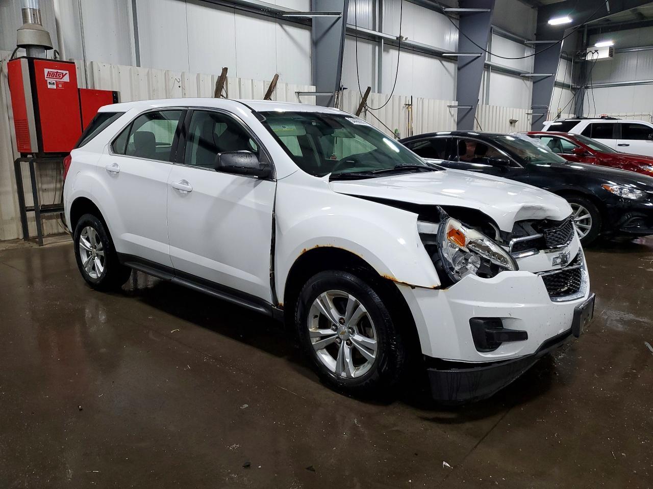 2012 Chevrolet Equinox Ls - Image 4
