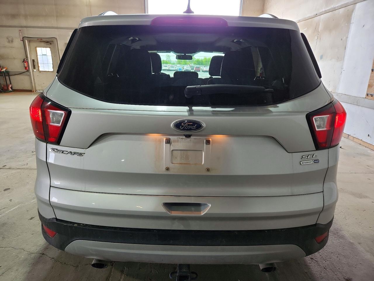 2019 Ford Escape Sel - Фото 6