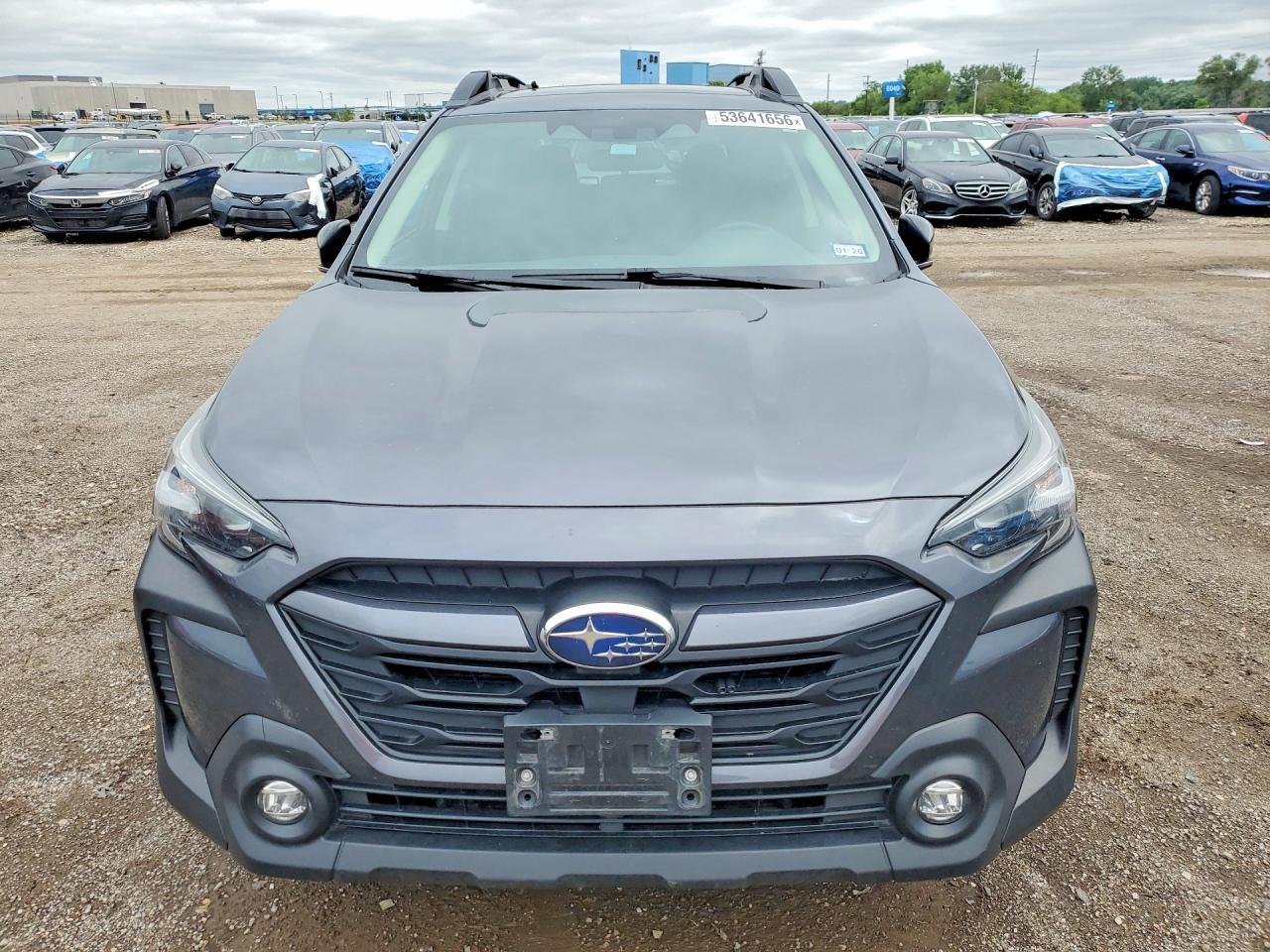 2023 Subaru Outback Premium - Image 5