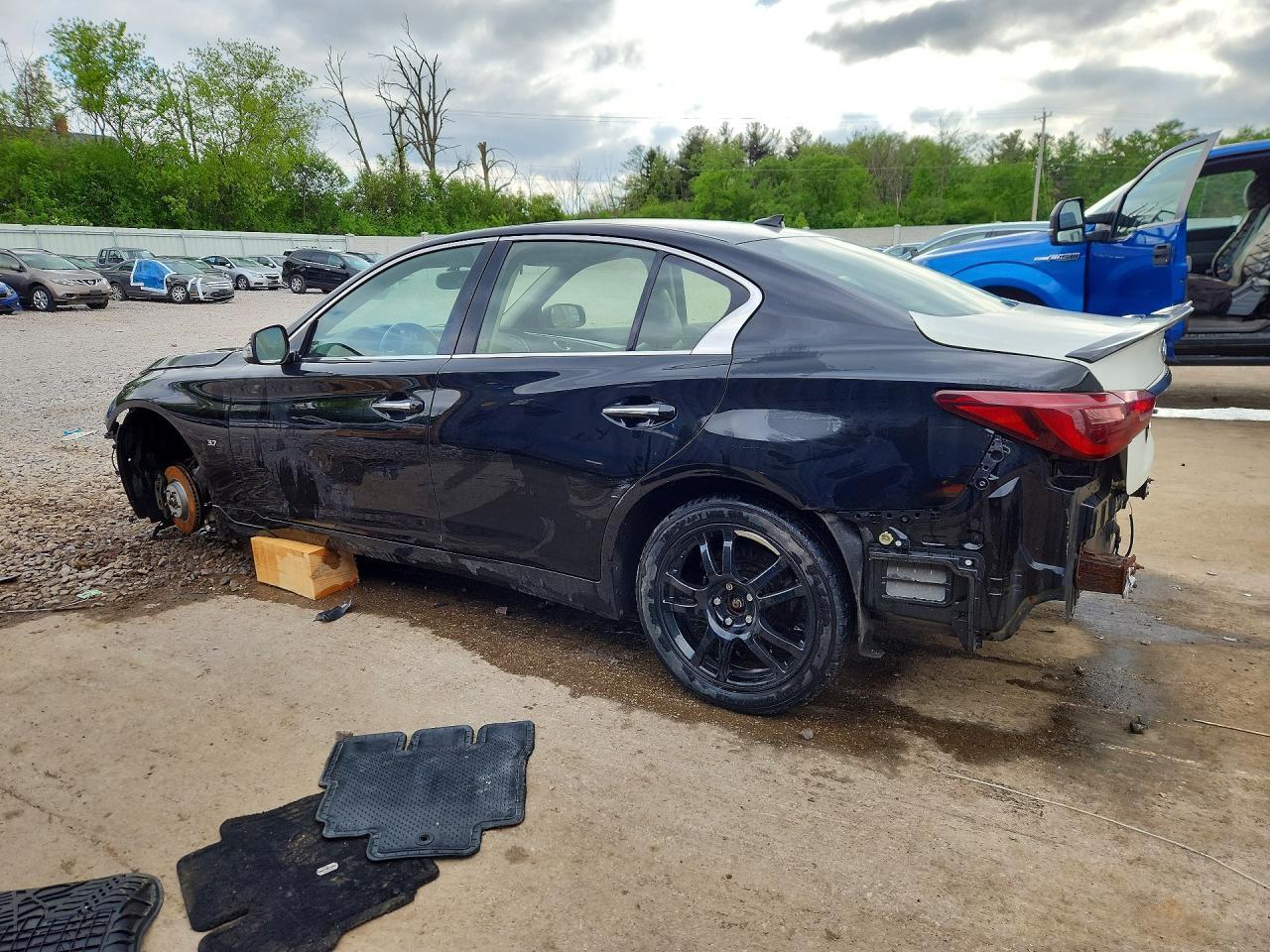 2015 Infiniti Q50 Premium - Фото 2