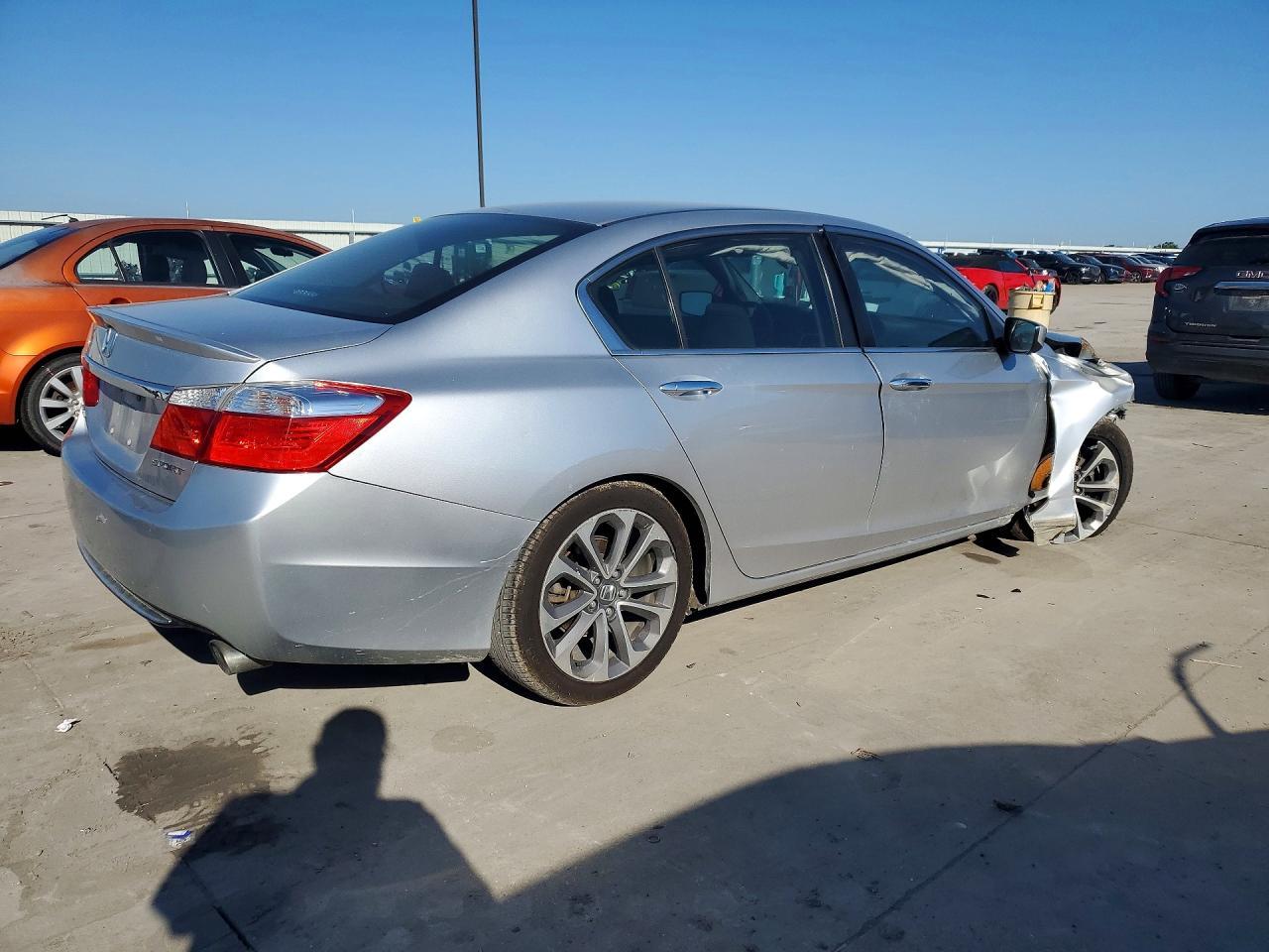 2014 Honda Accord Sport - Image 3