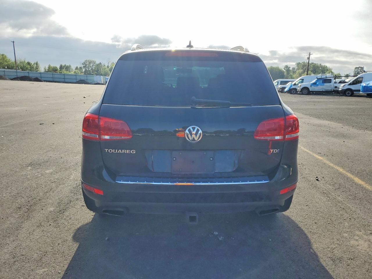 2013 Volkswagen Touareg V6 Tdi - Image 6