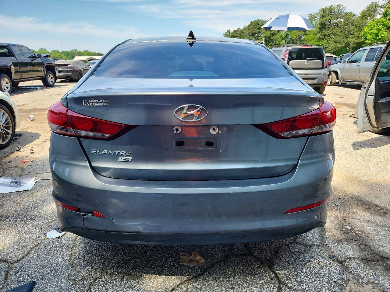 2017 Hyundai Elantra Se - Image 6