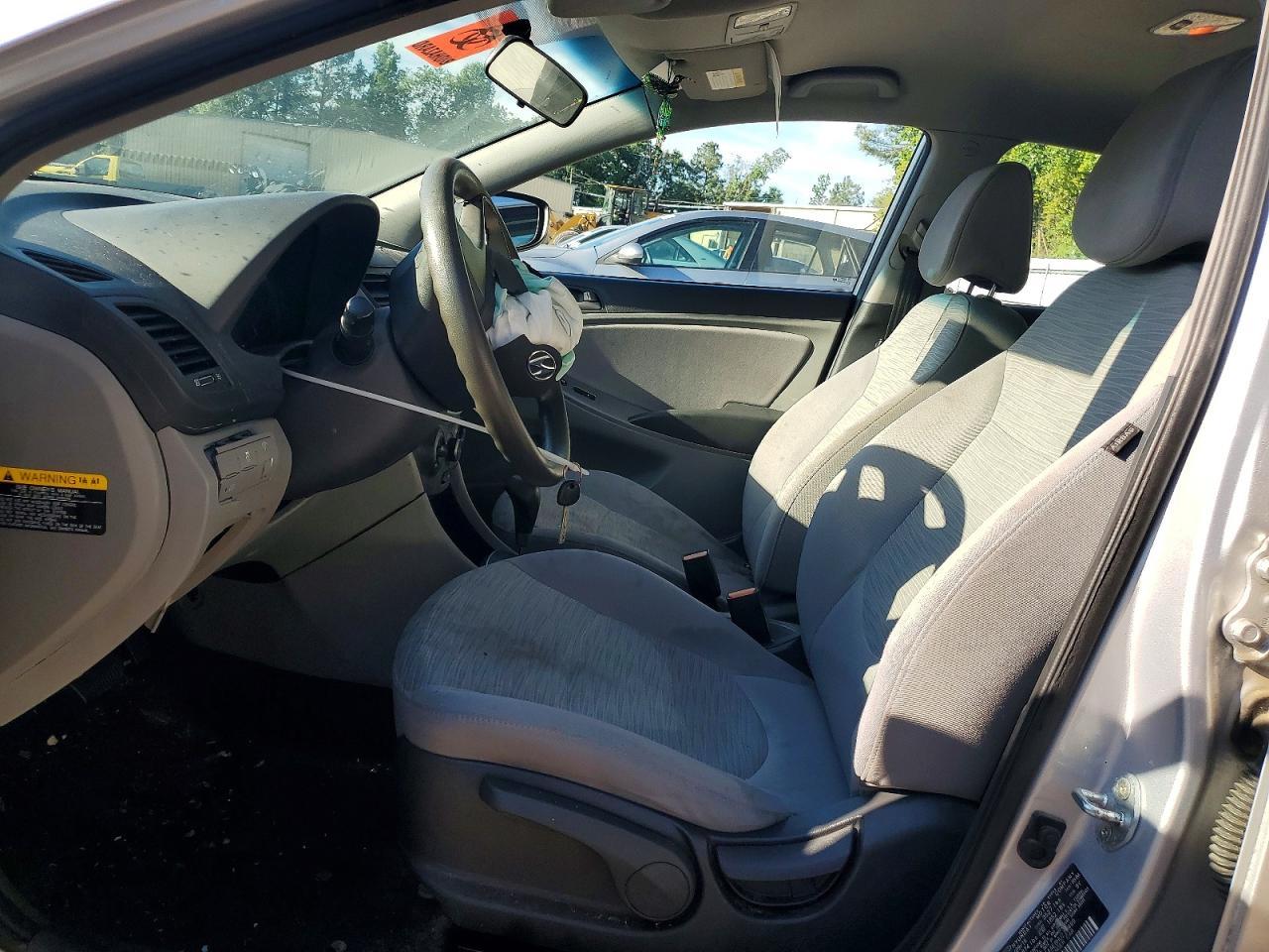 2017 Hyundai Accent Se - Image 7