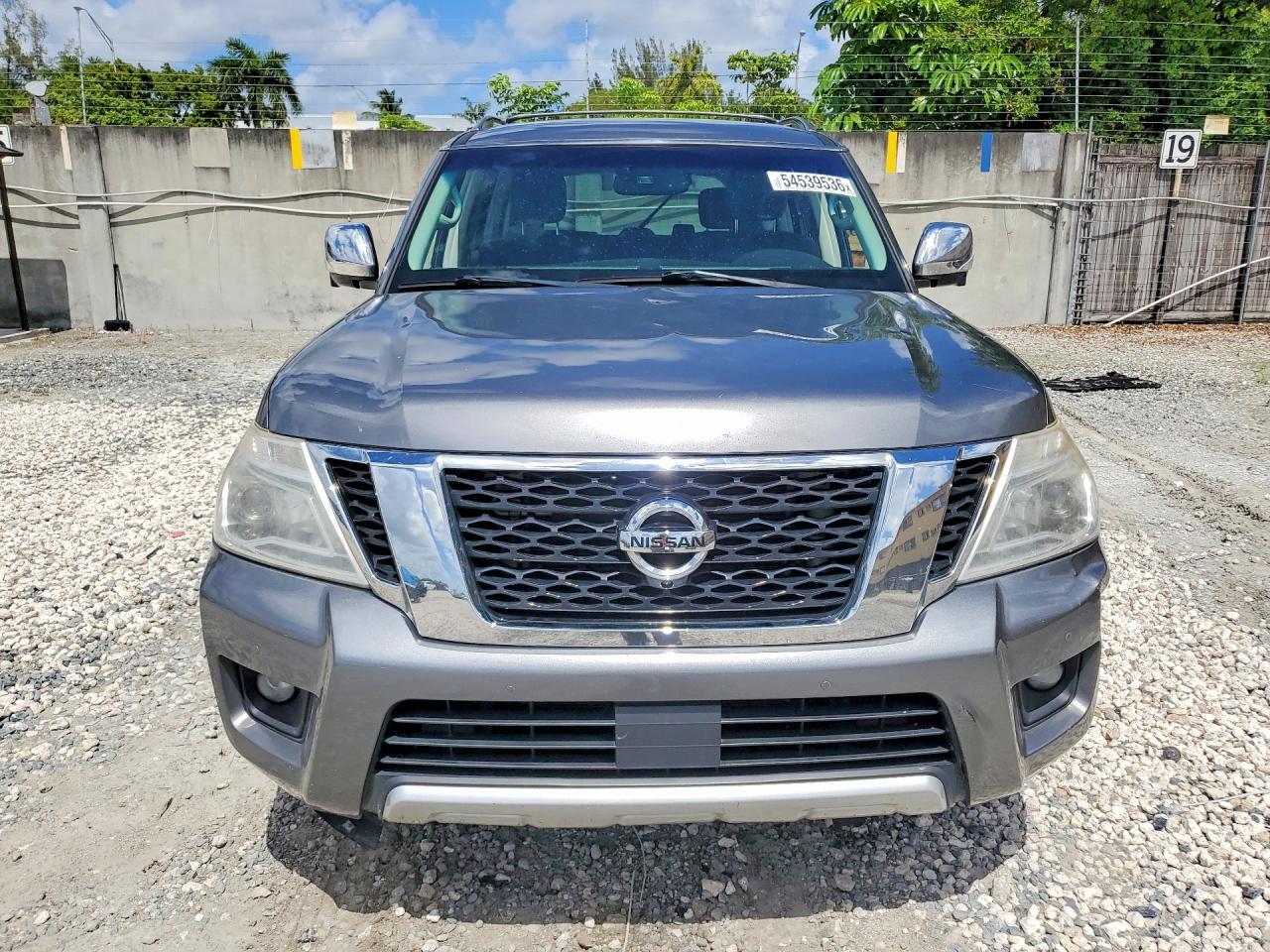 2017 Nissan Armada Sl - Image 5