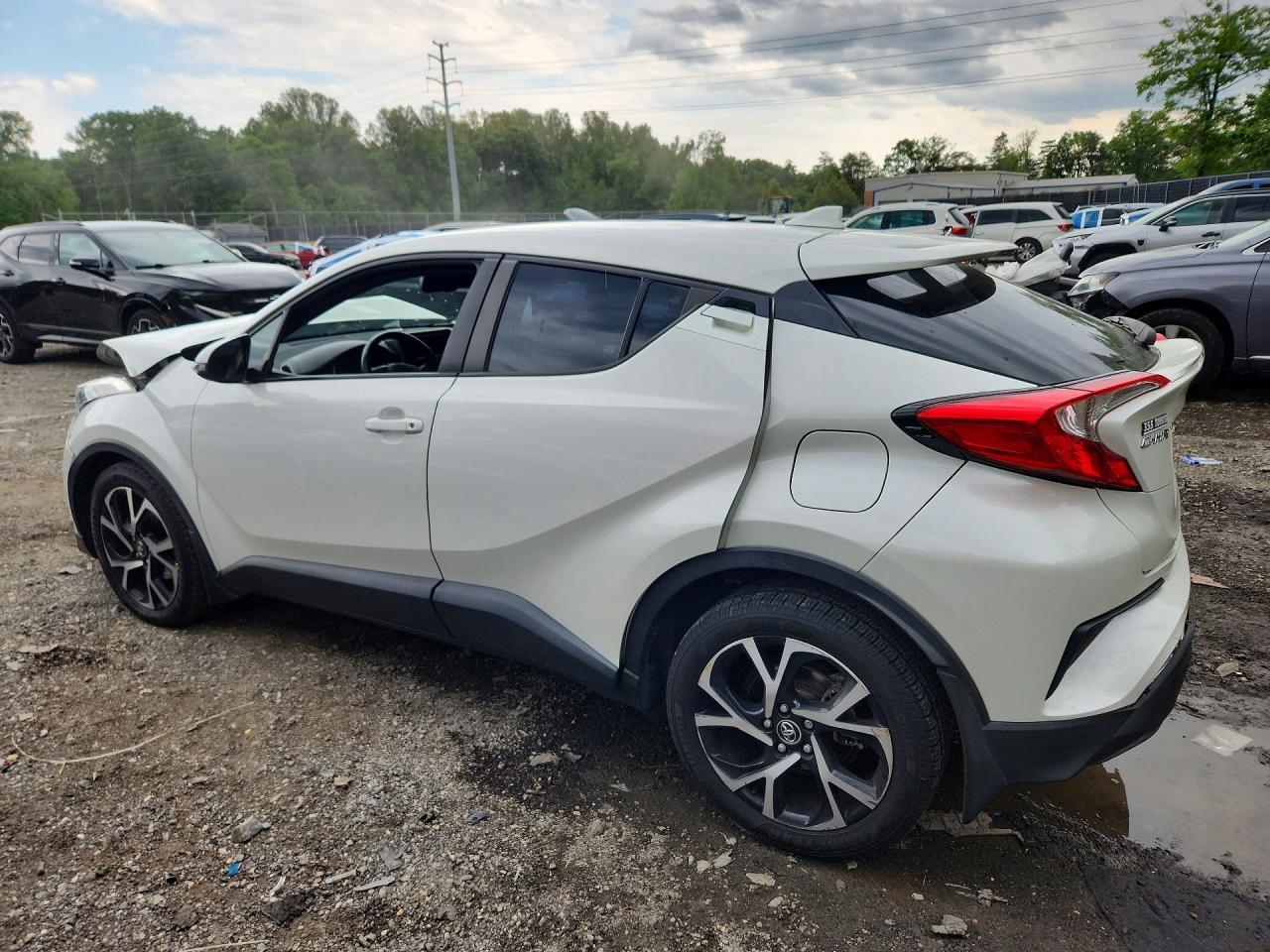 2018 Toyota C-Hr Xle Premium - Фото 2