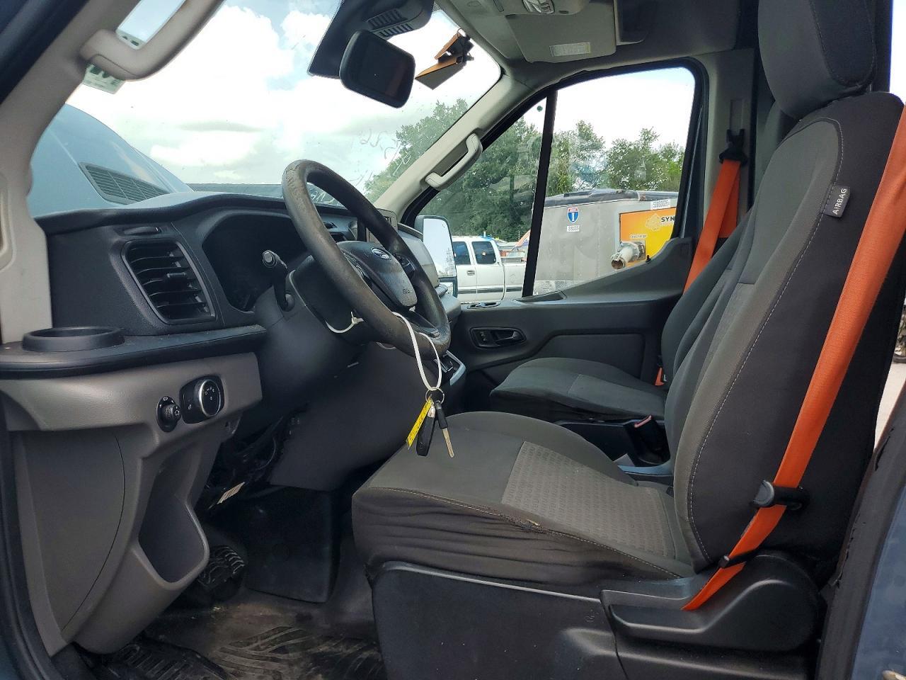 2020 Ford Transit 250 Delivery Van - Фото 7