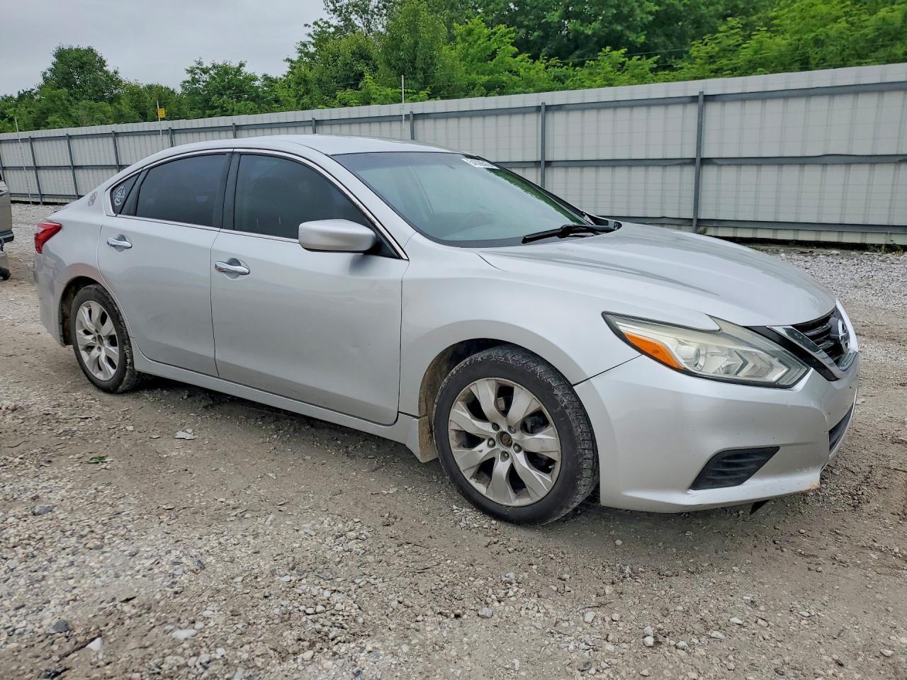 2018 Nissan Altima 2.5 S - Фото 4