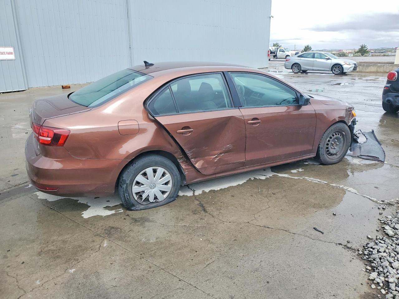 2016 Volkswagen Jetta S - Фото 3