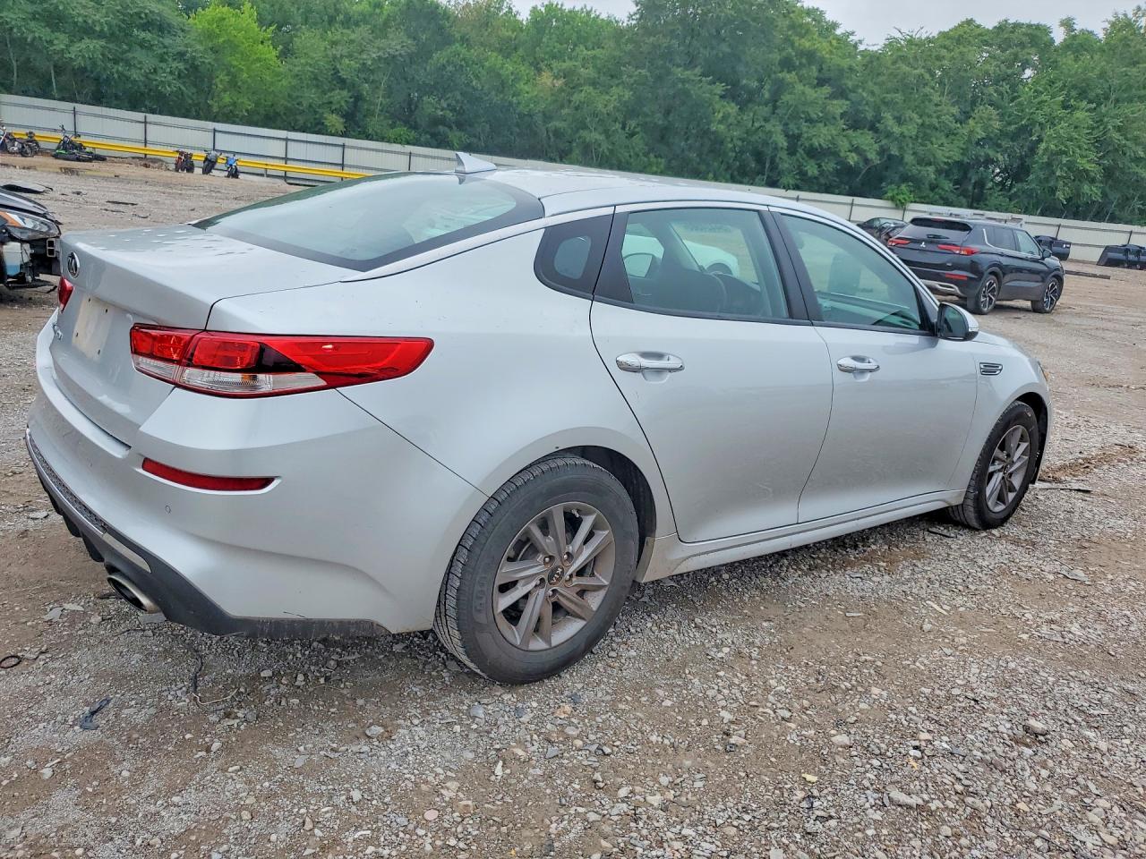 2020 Kia Optima Lx - Image 3