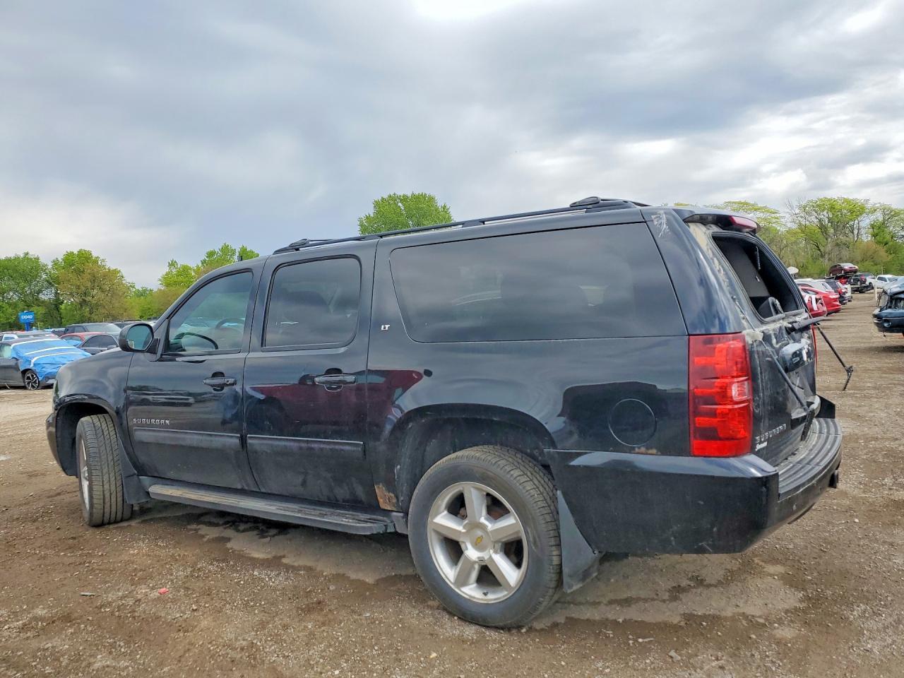 2012 Chevrolet Suburban K1500 Lt - Фото 2