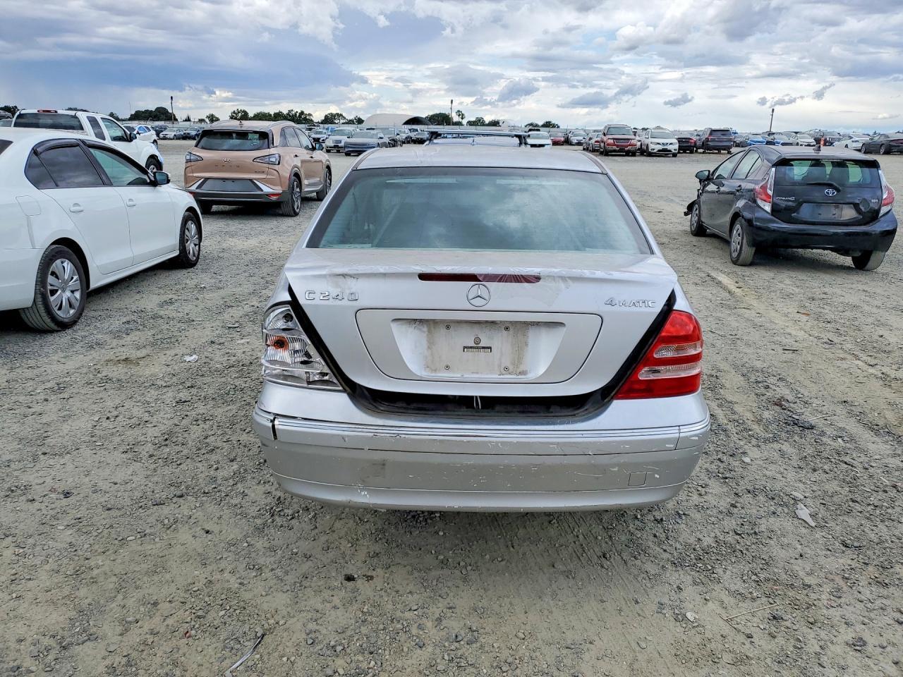 2003 Mercedes-Benz C 240 4Matic - Фото 6