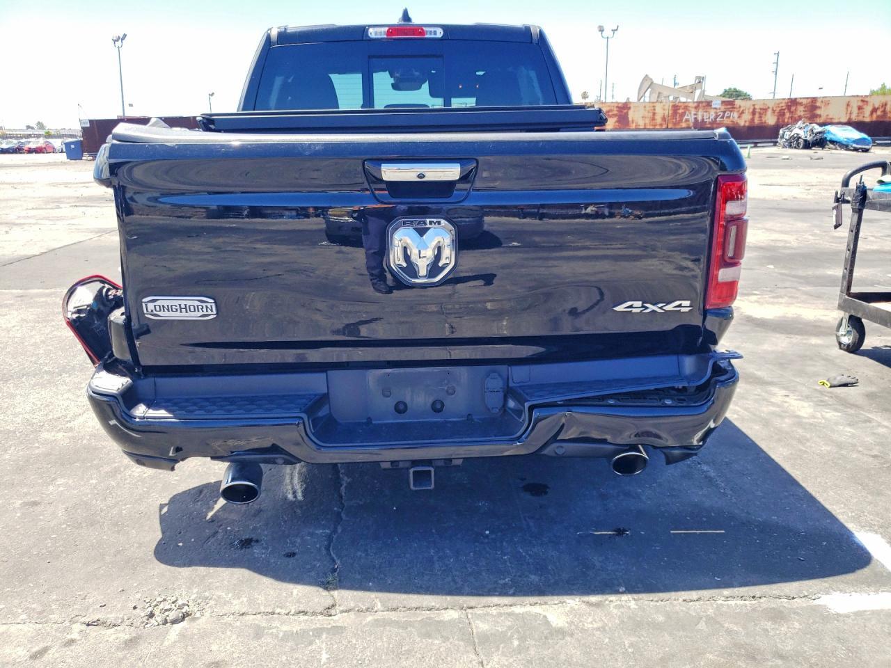 2022 Ram 1500 Longhorn - Фото 6