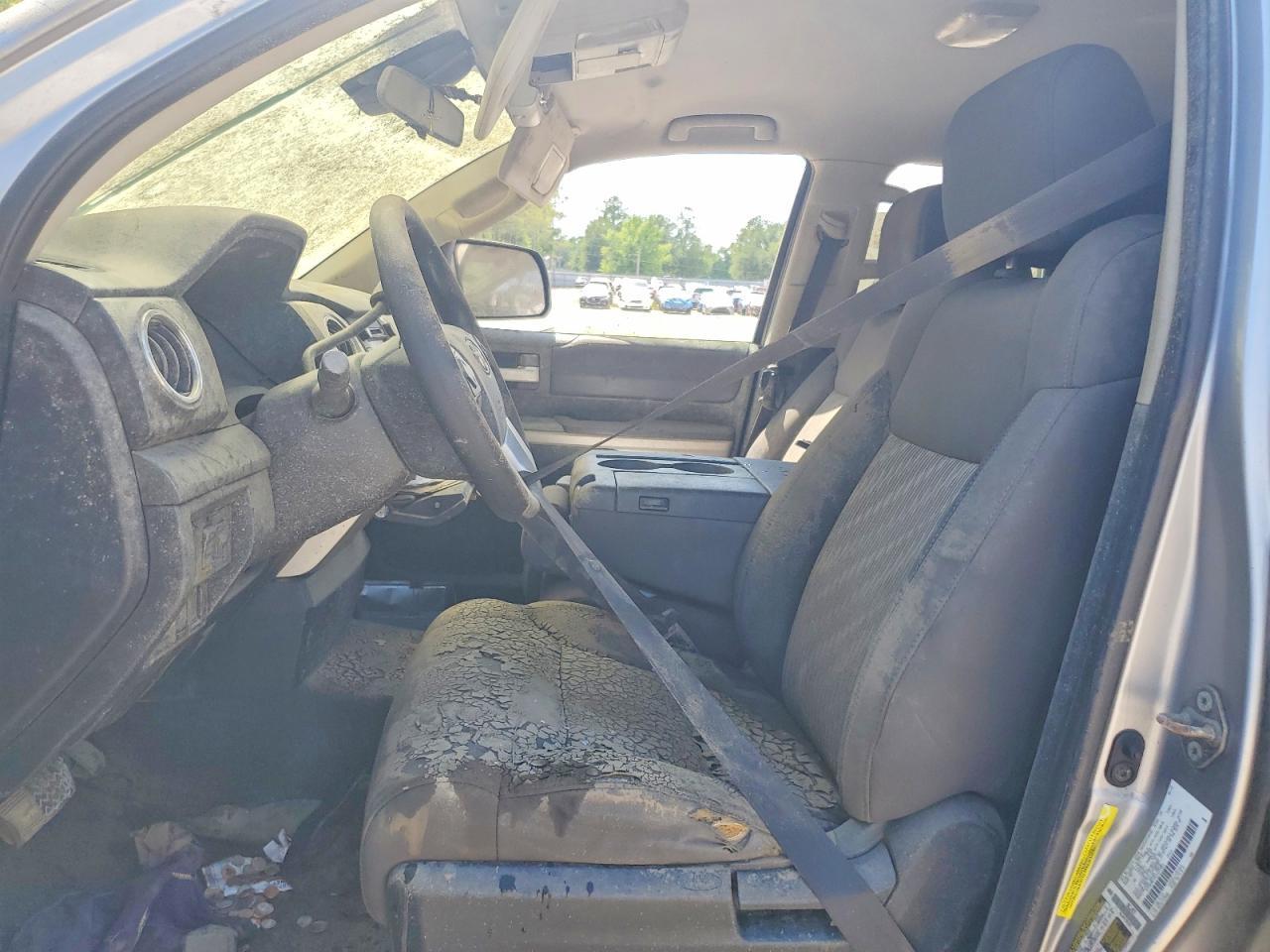 2018 Toyota Tundra Sr5 - Image 7