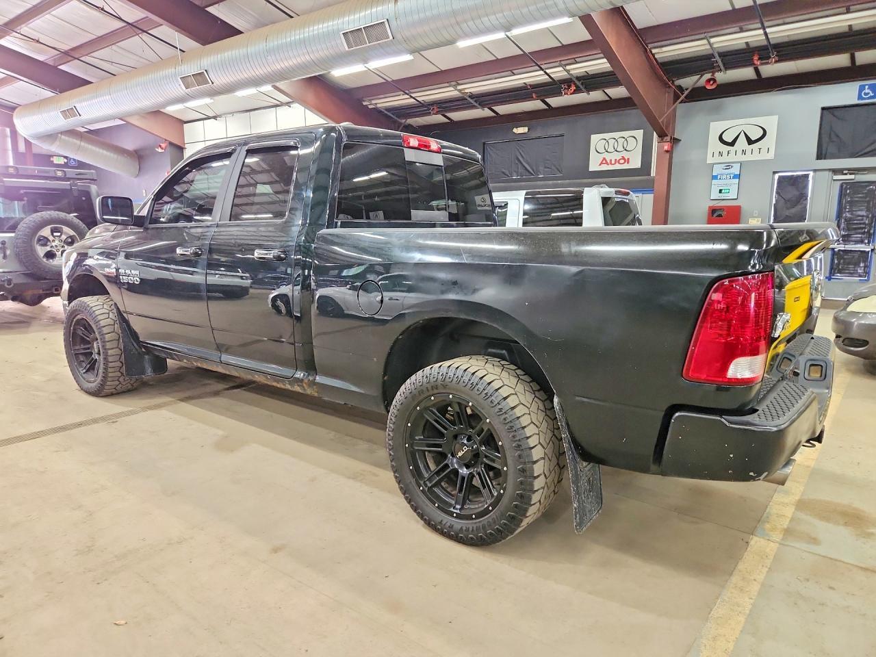 2016 Ram 1500 Slt - Image 2