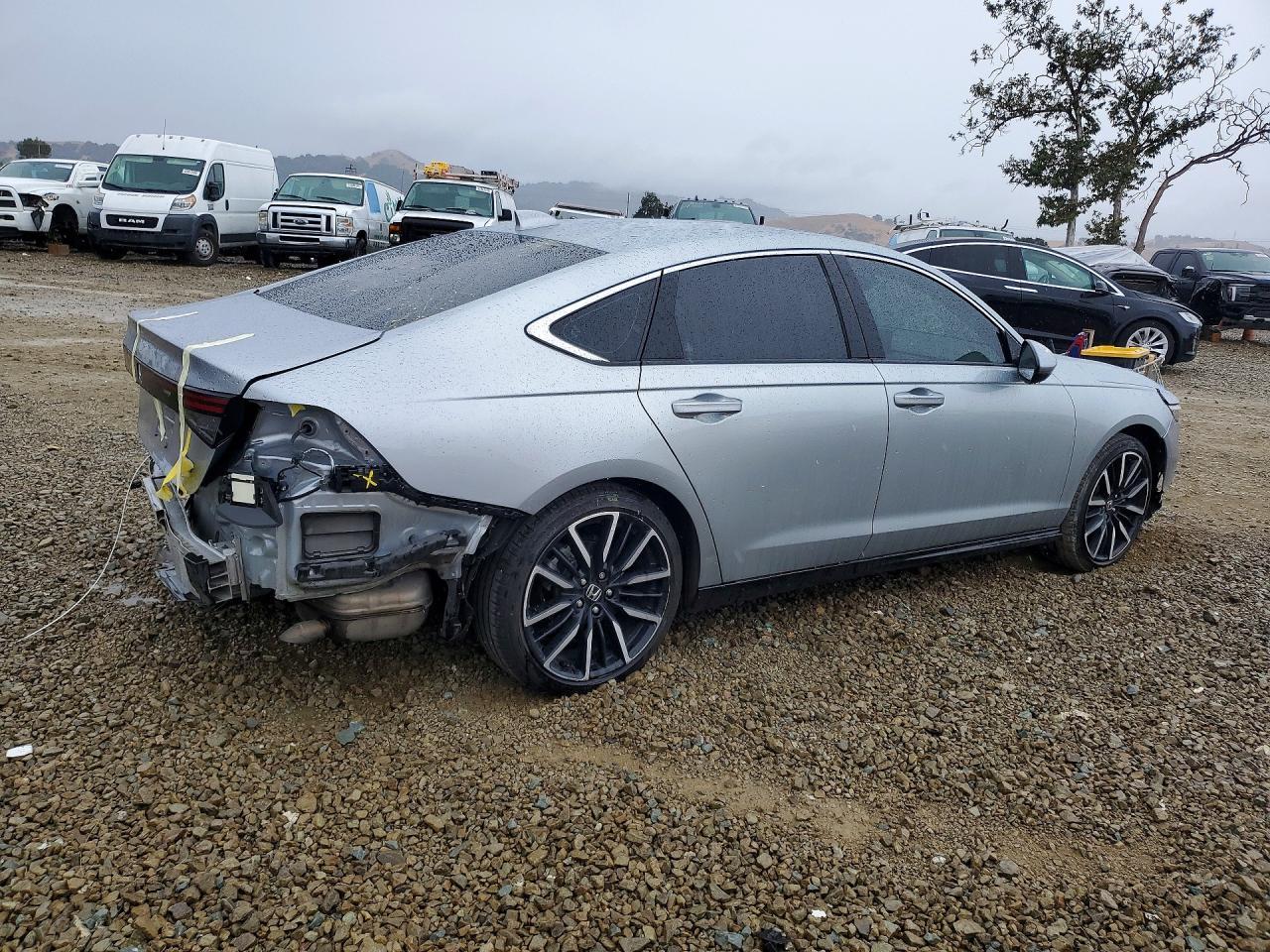 2024 Honda Accord Touring Hybrid - Фото 3