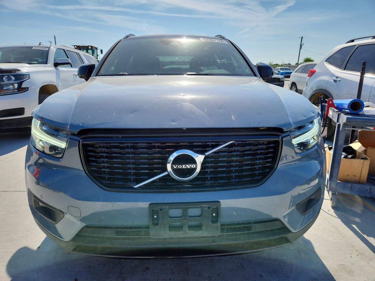 2021 Volvo Xc40 T5 R-Design - Image 5