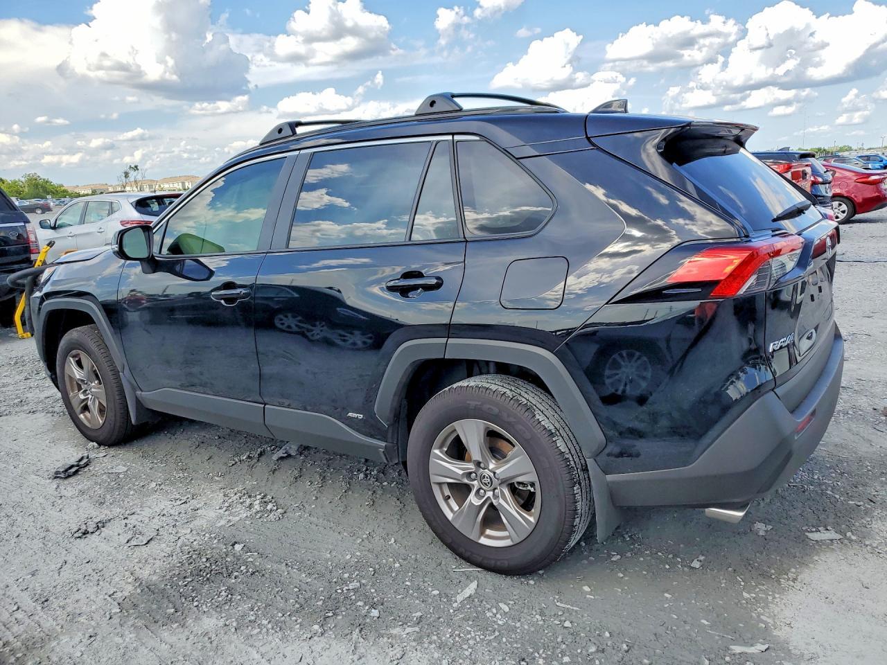 2025 Toyota Rav4 Hybrid Xle - Фото 2