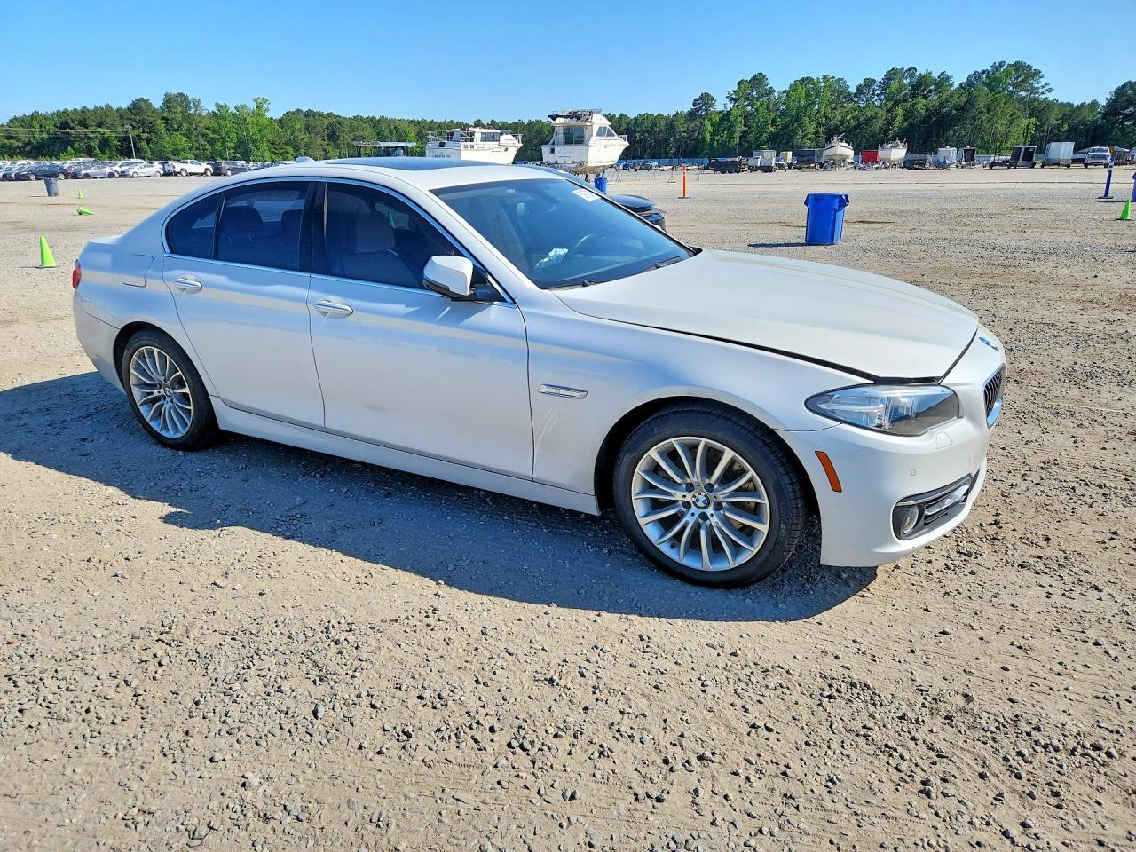 2015 BMW 528 I - Image 4