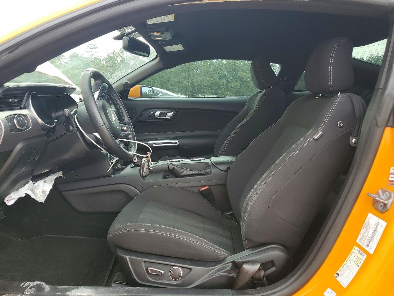 2019 Ford Mustang - Фото 7