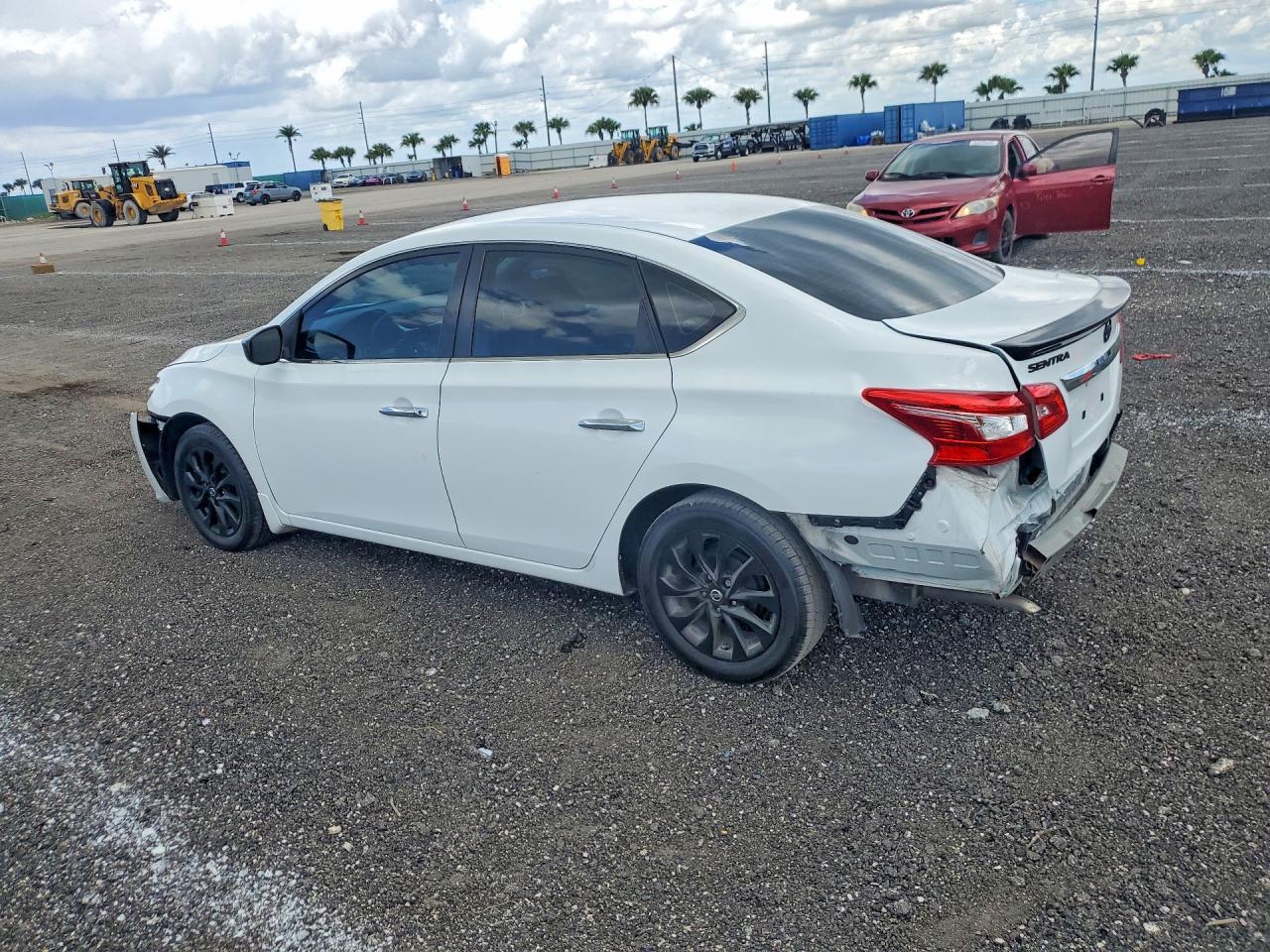 2018 Nissan Sentra S - Image 2