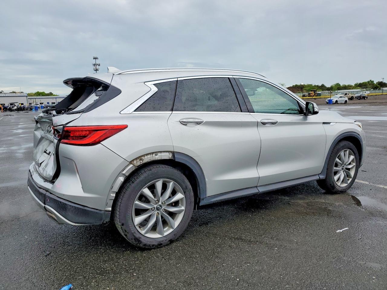 2019 Infiniti Qx50 Luxe - Фото 3