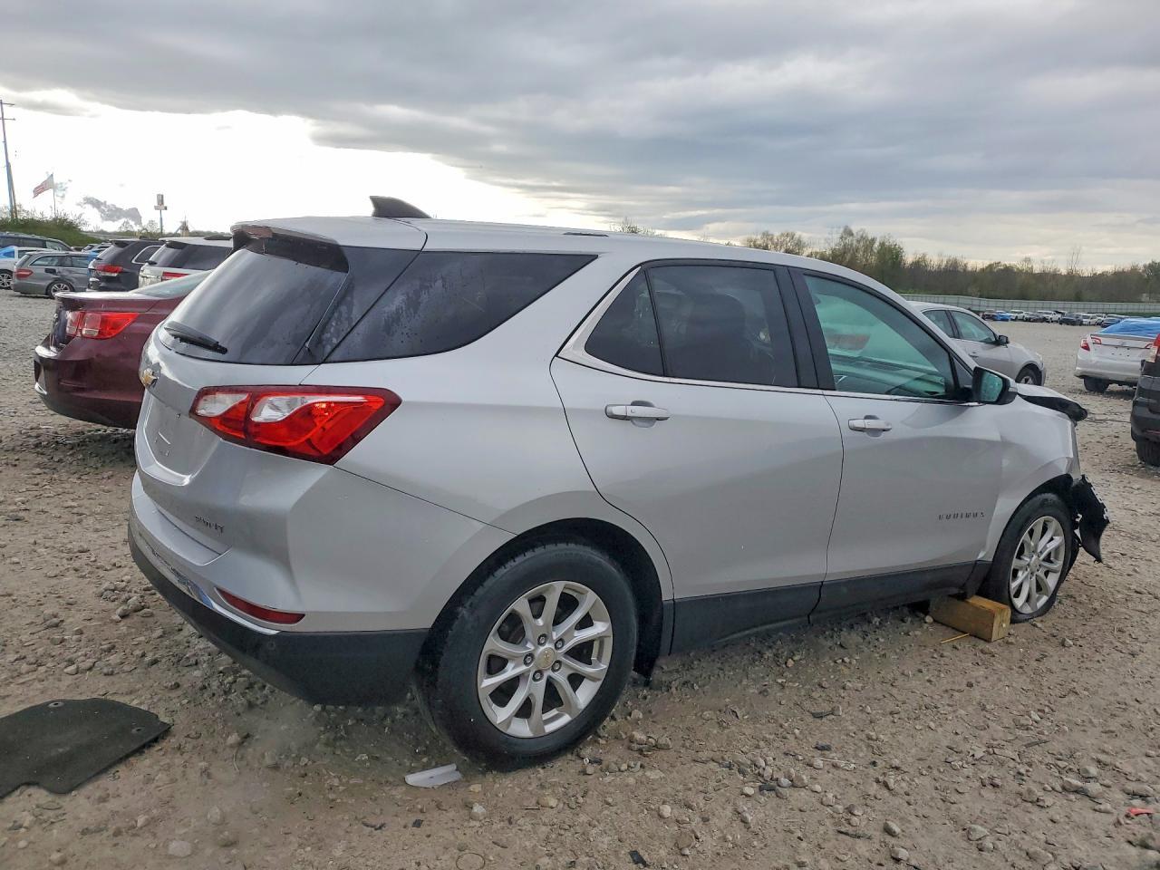 2018 Chevrolet Equinox Lt - Фото 3