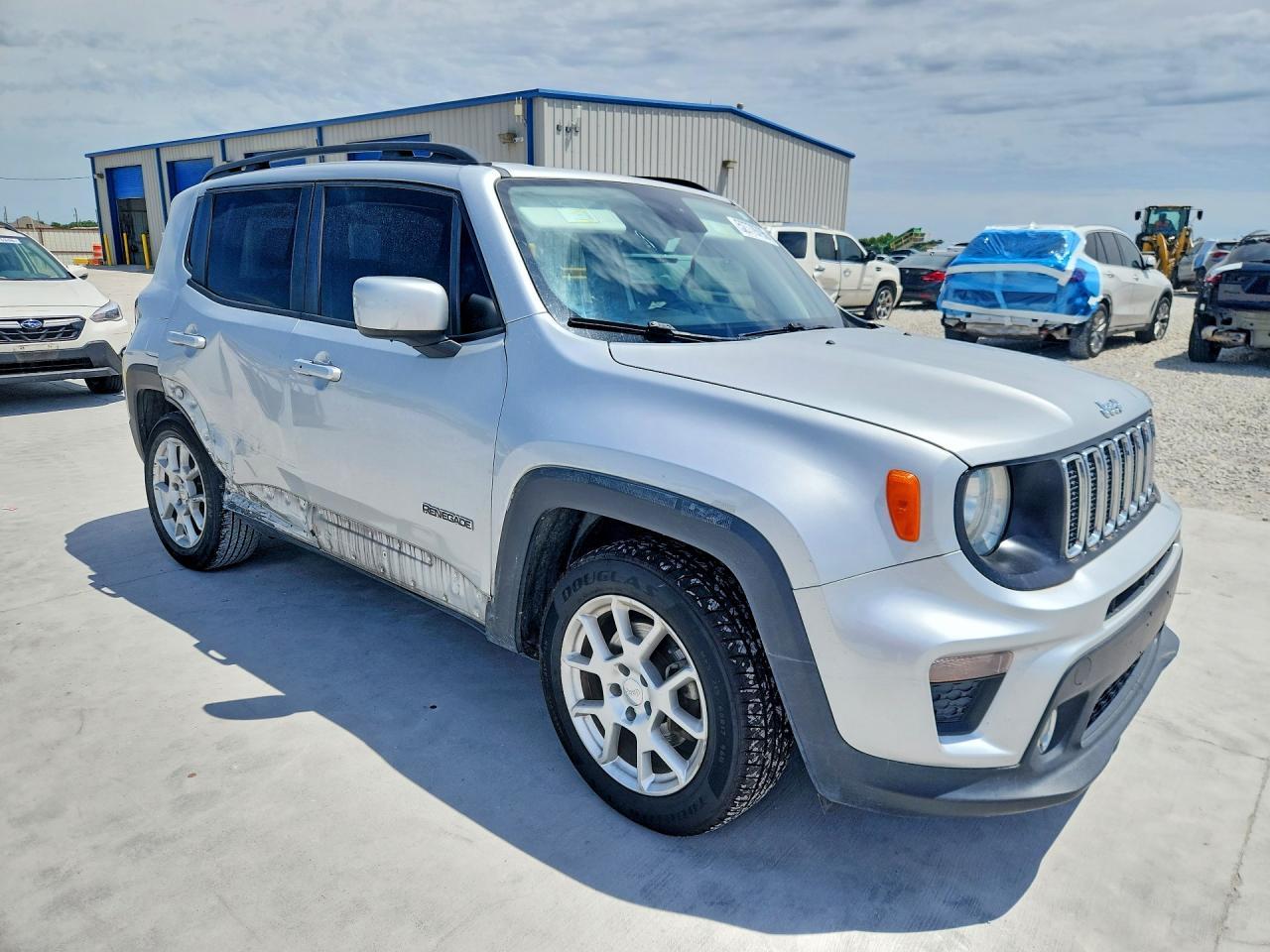 2019 Jeep Renegade Latitude - Image 4